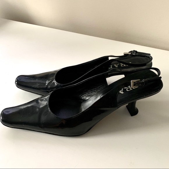 SOLD PRADA Vintage 90’s Black Slingback heel - Picture 4 of 14